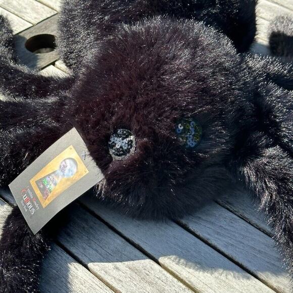 Cynthia Rowley Spider Shaped Black Pillow Halloween Faux Fur Decor 9"X 17" Plush - Picture 8 of 16